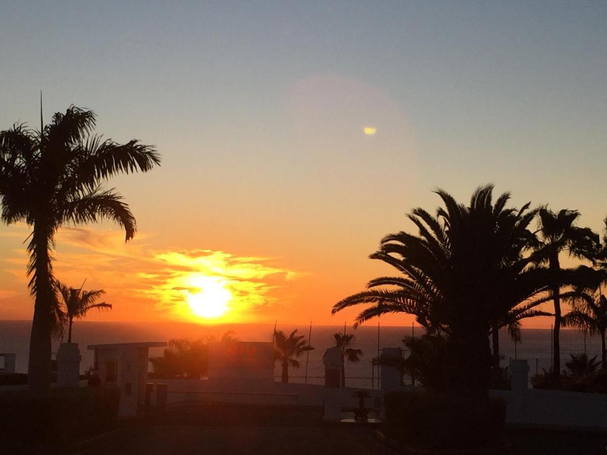 Sunset Amadores
