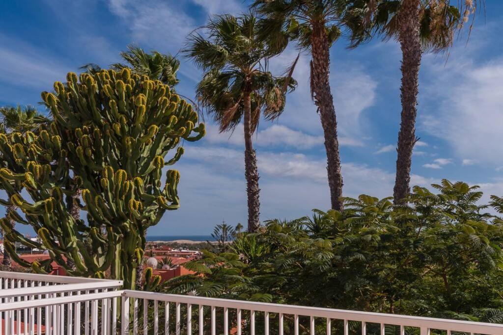 Duplex Con Jardin Y Buenas Vistas Apartment
