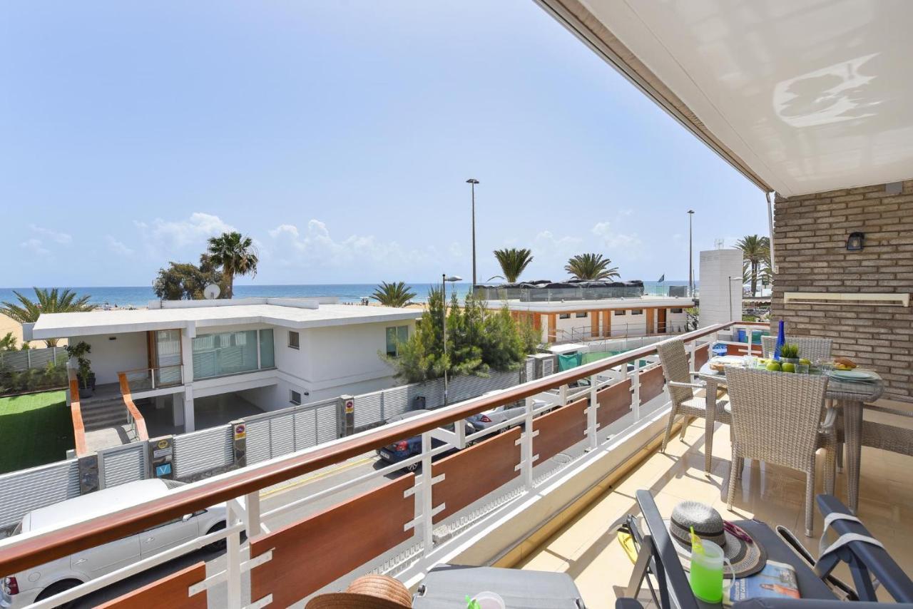 Oasis Cm18 By Villagrancanaria