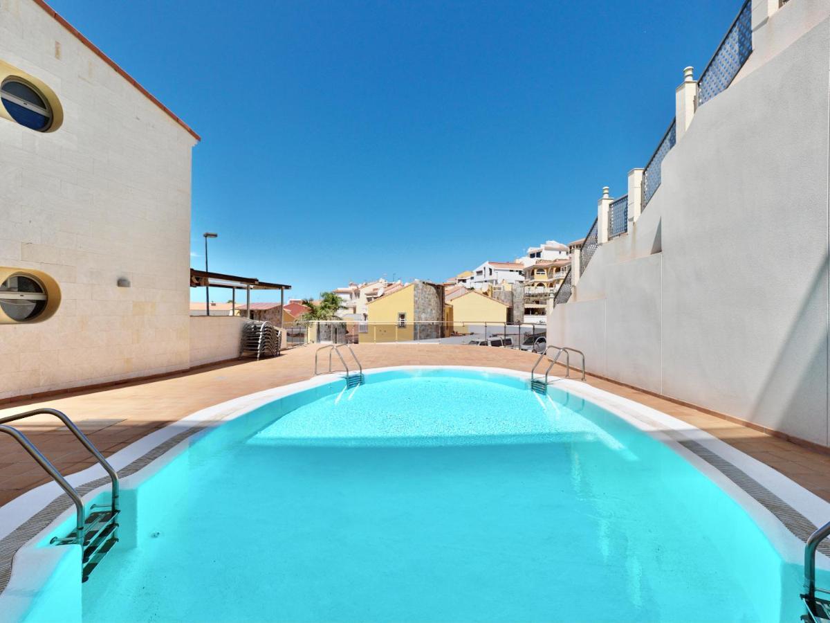 Brand New With Sunset Terrace Apartment