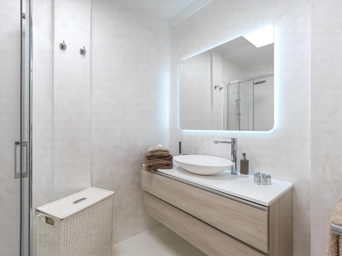 Apartment Brand New With Sunset Terrace Mogan