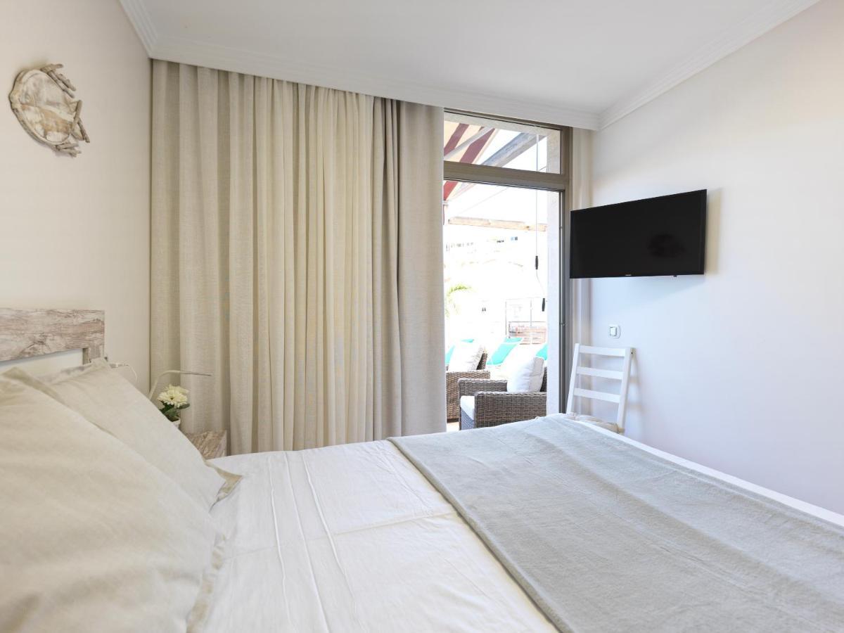 Brand New With Sunset Terrace Apartment *