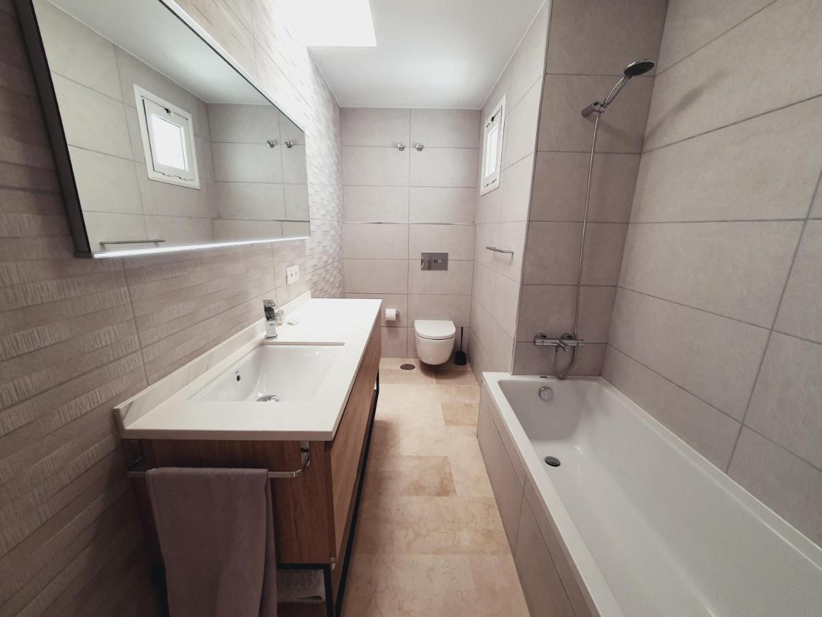 Apartment Modern Family Above Swimming Pool Puerto Rico (Gran Canaria)