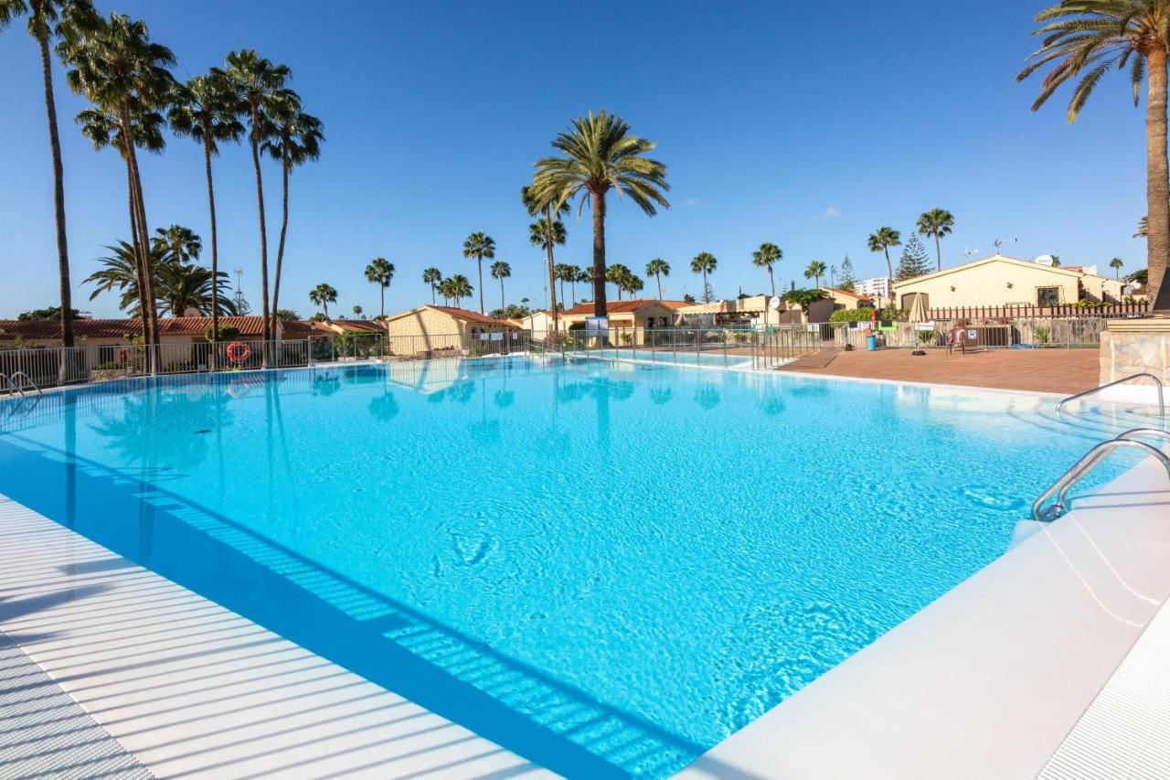 One Bedroom With Shared Pool Furnished Terrace And Wifi At Maspalomas 1 Km Away From The *