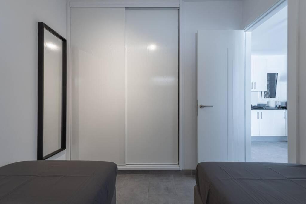 Casa Johan - With Amazing Views And Terrace Garden, Ac, Fast Fiber Wifi Appartamento