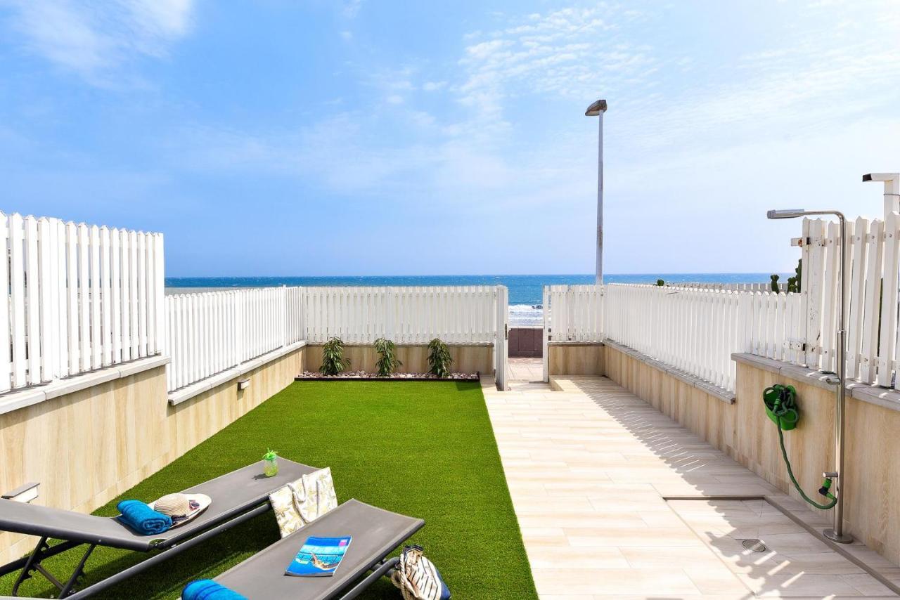 Miami Aj06 By Villagrancanaria San Agustín