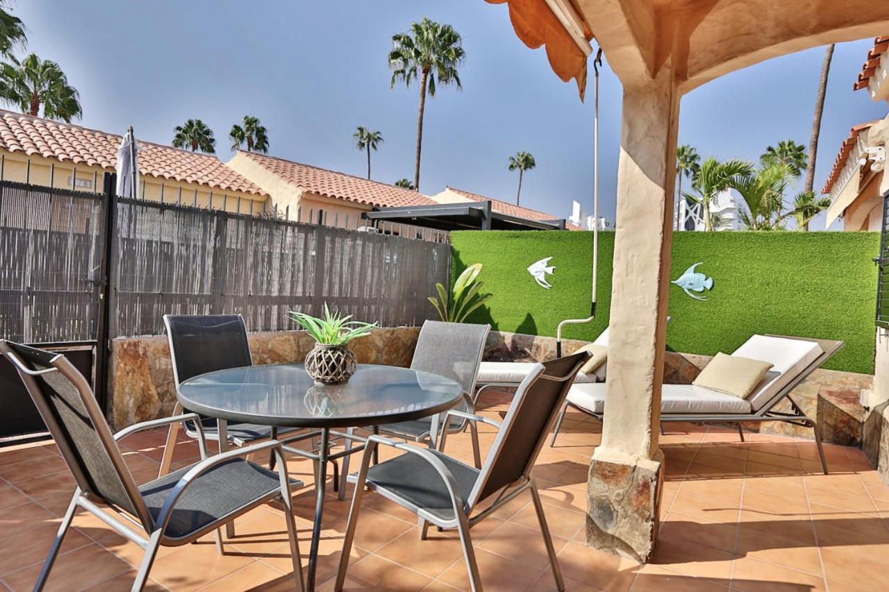 One Bedroom With Shared Pool Furnished Terrace And Wifi At Maspalomas 1 Km Away From The *