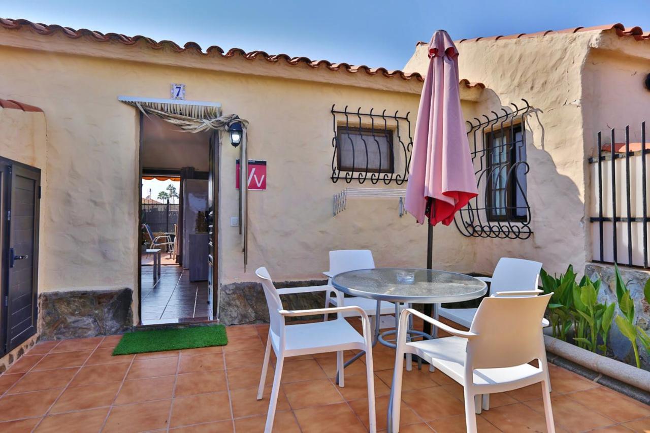 One Bedroom With Shared Pool Furnished Terrace And Wifi At Maspalomas 1 Km Away From The Сasa de vacaciones
