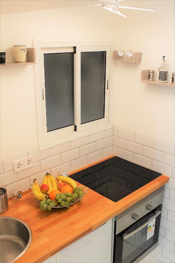 Waterfront Studio Apartment *