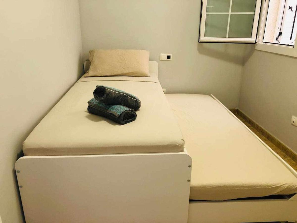 Piso de 2 habitaciones El Burrero Aeropuerto Apartamento El Burrero
