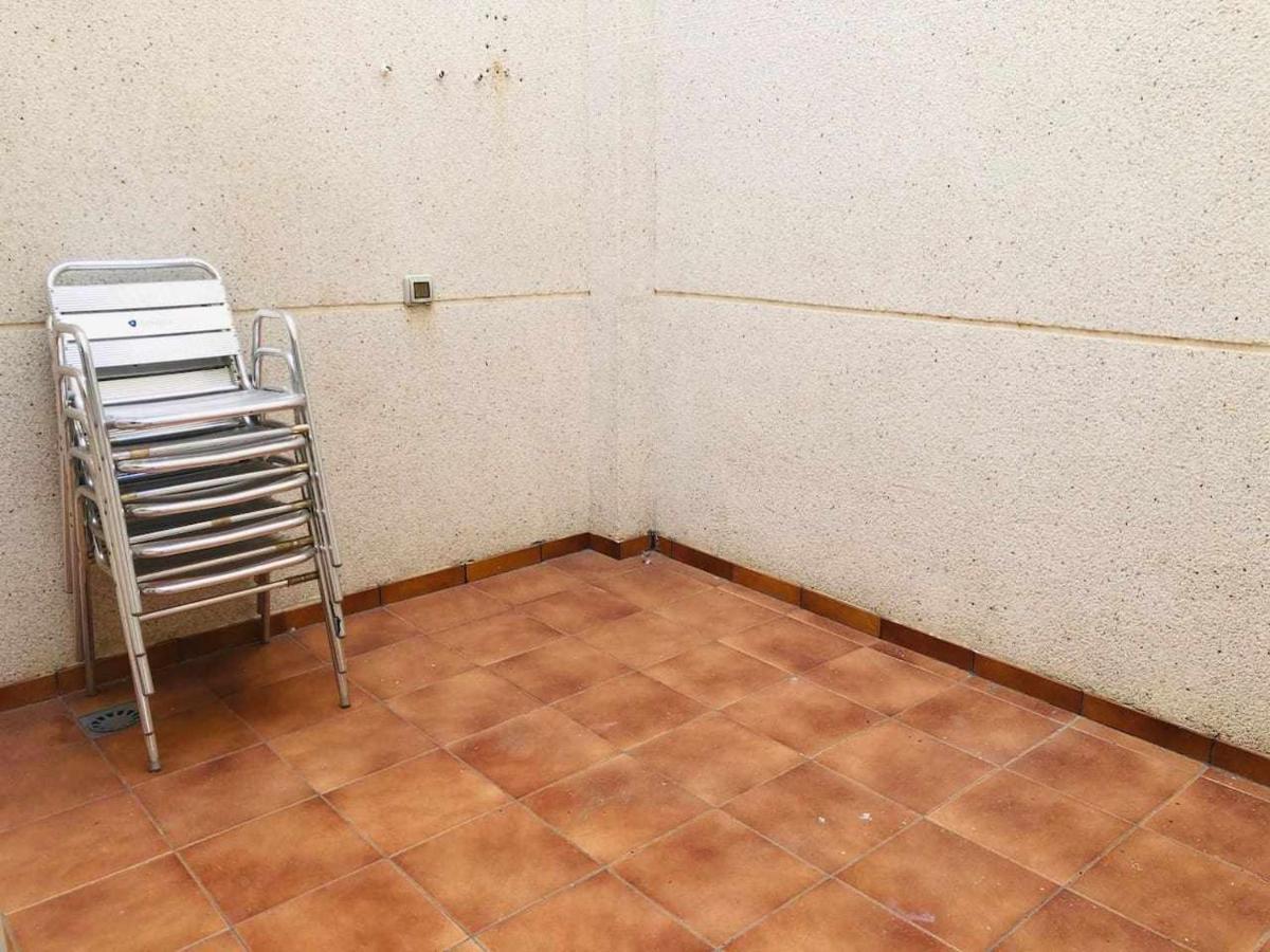 Apartamento Piso de 2 habitaciones El Burrero Aeropuerto *