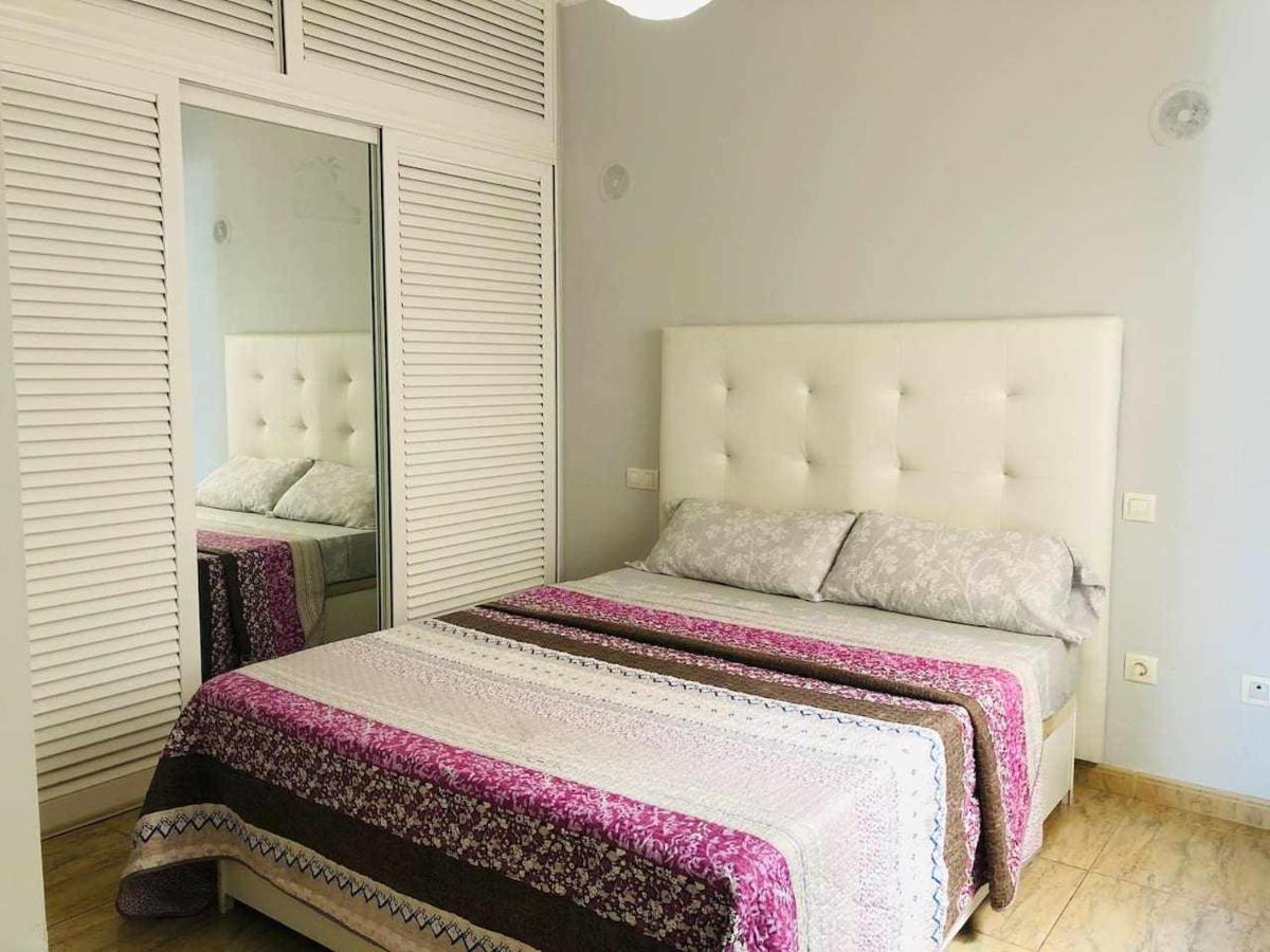 Apartamento Piso de 2 habitaciones El Burrero Aeropuerto *