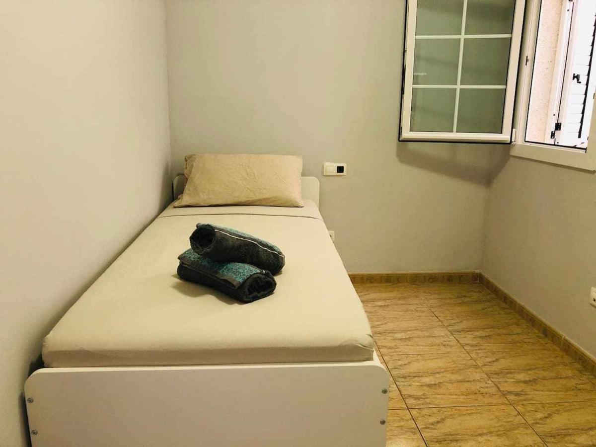 Apartamento Piso de 2 habitaciones El Burrero Aeropuerto El Burrero