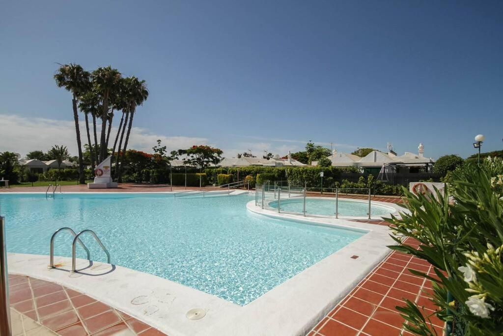 Appartamento Cozy & Modern W/private Garden Bbq+wifi *