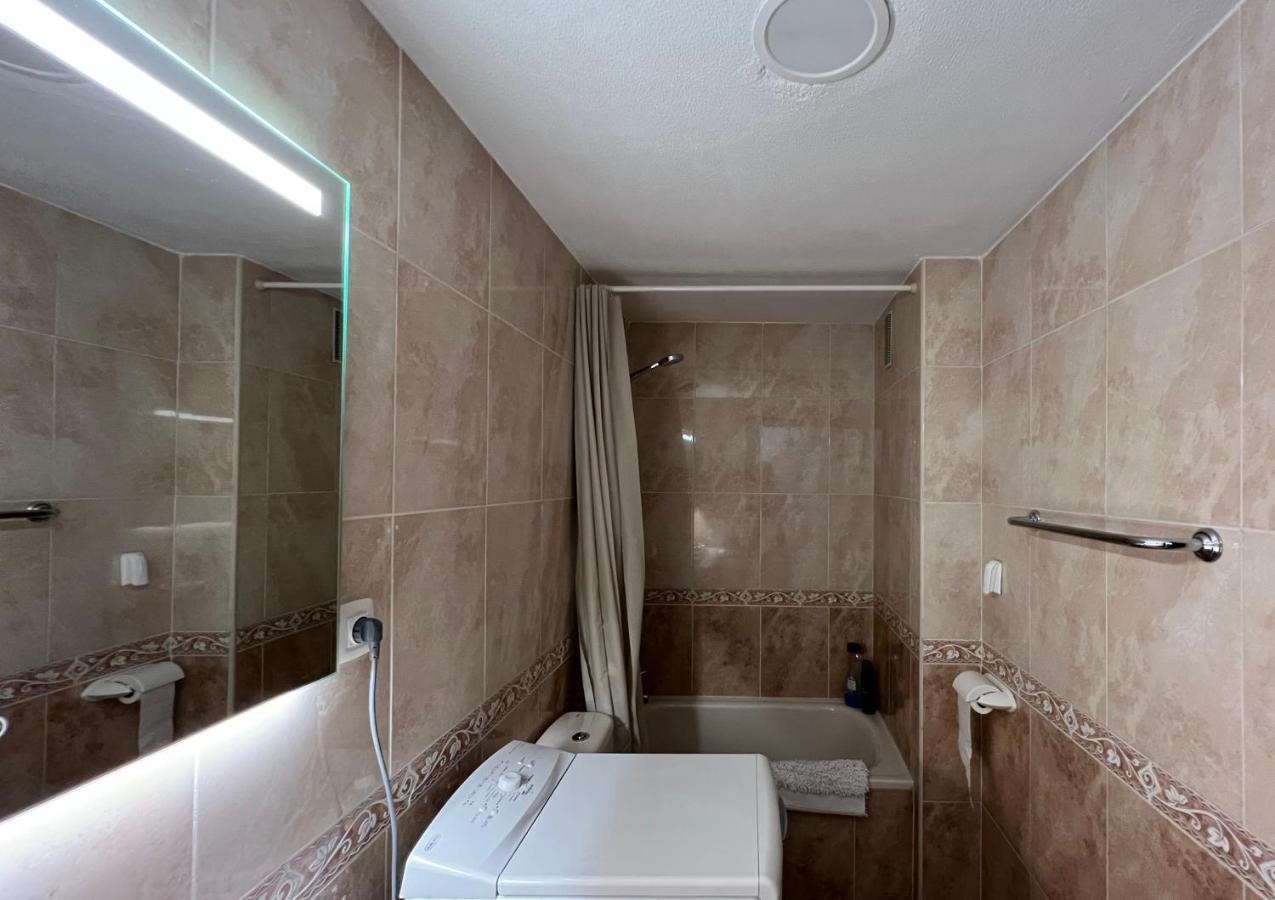 Yumbo Sunset Tanife - 50m From Yumbo, Playa Del Ingles, Maspalomas! Apartamento Playa del Inglés
