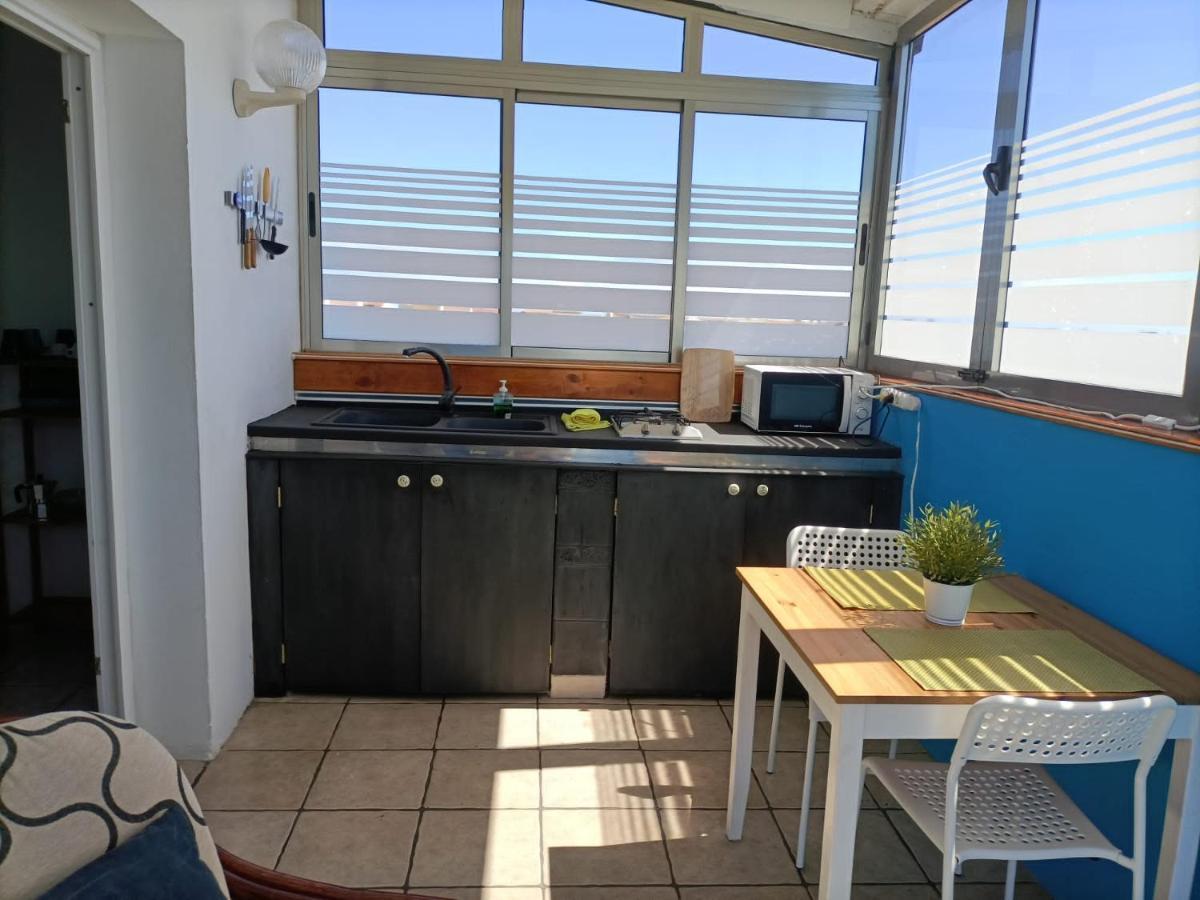 ático Con Vistas , Jacuzzi , Terraza Y Barbacoa * Arinaga