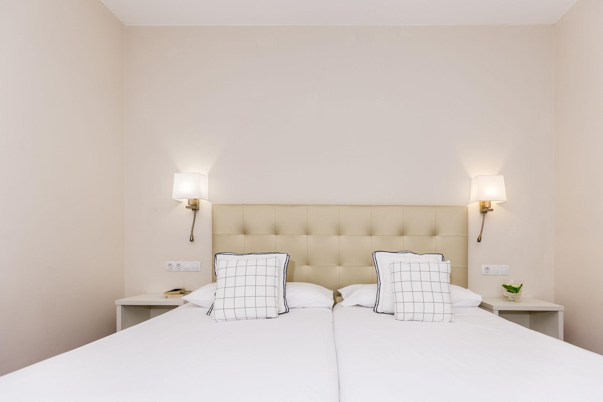 Hotel Emblemático Madrid Las Palmas de Gran Canaria
