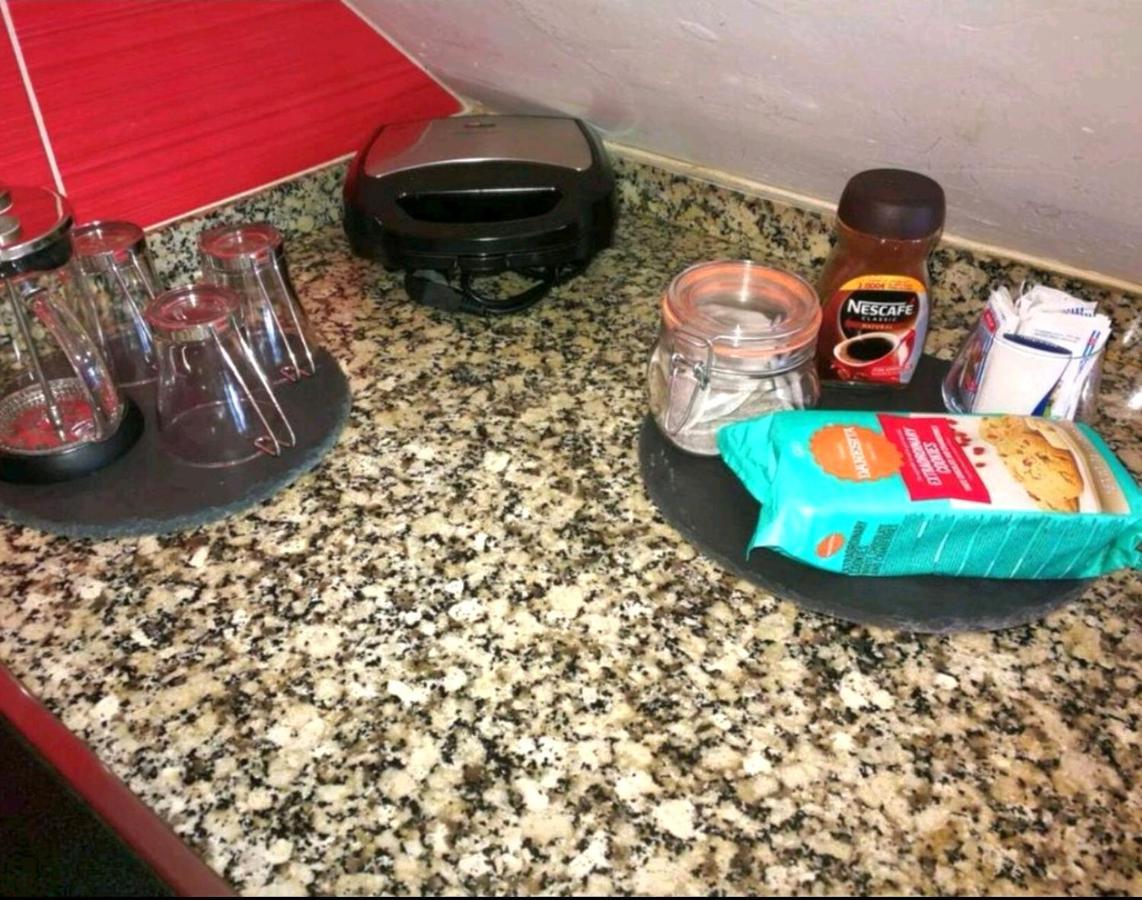 Apartment Dunaflor Red *