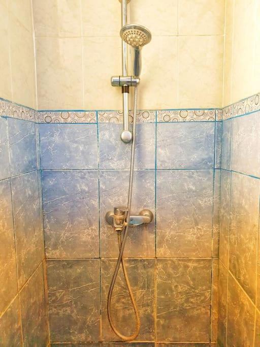 Apartamento The Perfect Place To Relax Bedroom With Hot Tub, Beautiful Tropical Garden Area. Bbq And Big Open Spaces Through The House.it Is Located In A Quiet Place, But Still 5 Min Away From The Touristic Puerto Rico And Walking Distance From The
