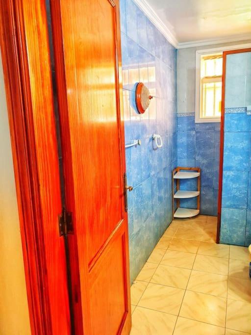 The Perfect Place To Relax Bedroom With Hot Tub, Beautiful Tropical Garden Area. Bbq And Big Open Spaces Through The House.it Is Located In A Quiet Place, But Still 5 Min Away From The Touristic Puerto Rico And Walking Distance From The