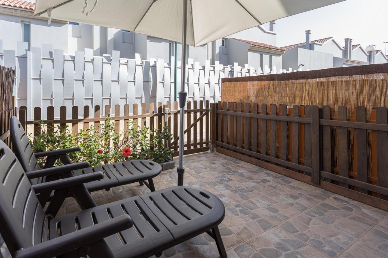 Сasa de vacaciones Flatguest - Green Oasis Ferly's Piscina En Reformas *