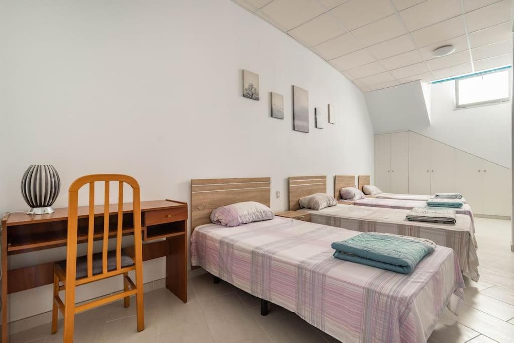 Big Tauro With Private Heated Saltwater Pool & Jacuzzi & Bbq & Game & Arcade Games