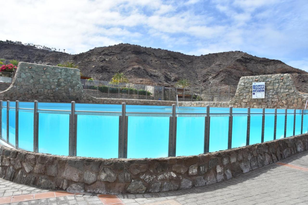 Villa Elsa Tauro Topaz