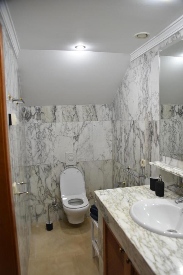 Villa Elsa Tauro Topaz *