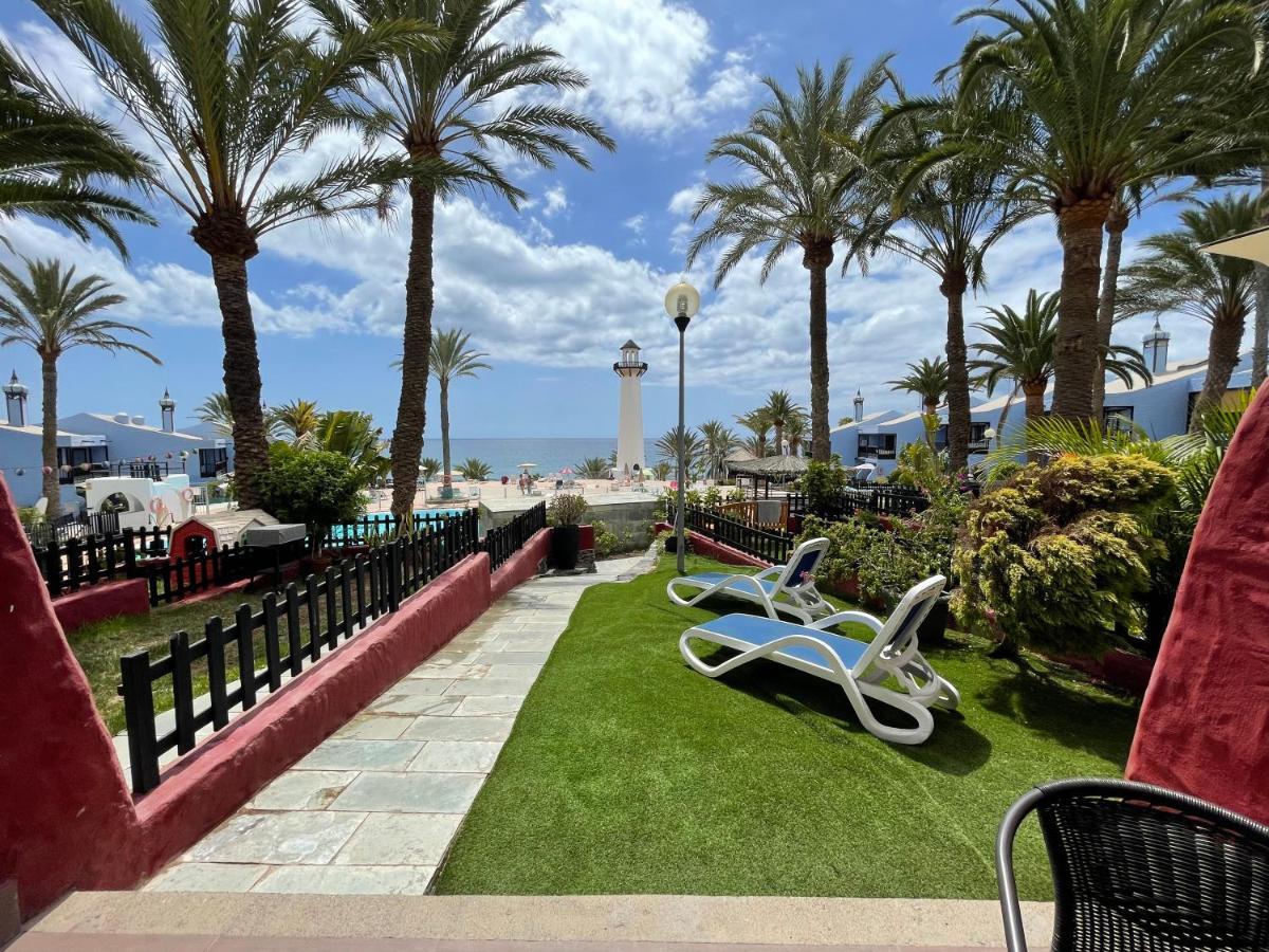 Sun Club Playa Del águila By La Piedra Viva *