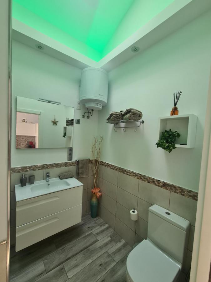Сasa de vacaciones Modern House *