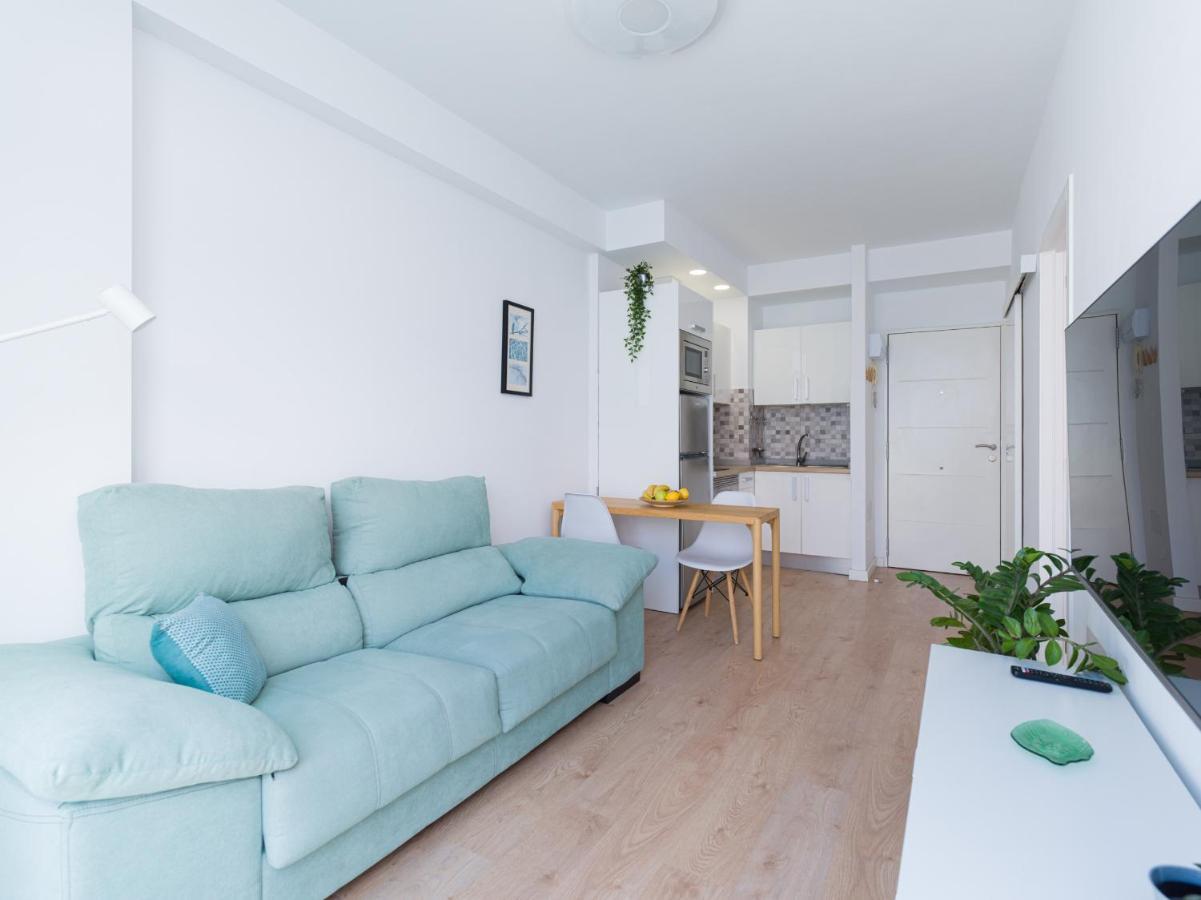 Homeforguest Bright With Terrace Near Canteras Appartamento