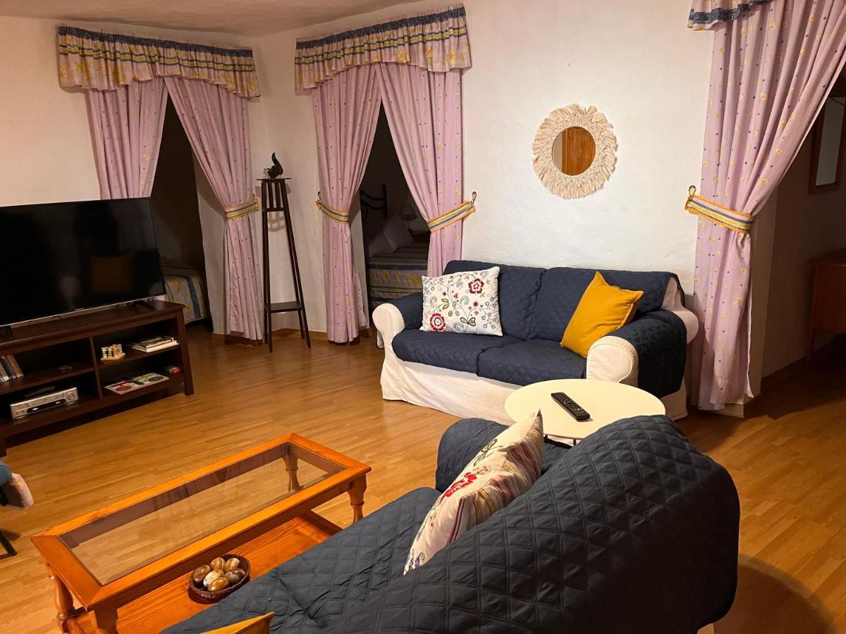 Holiday home Cueva El Retamal *