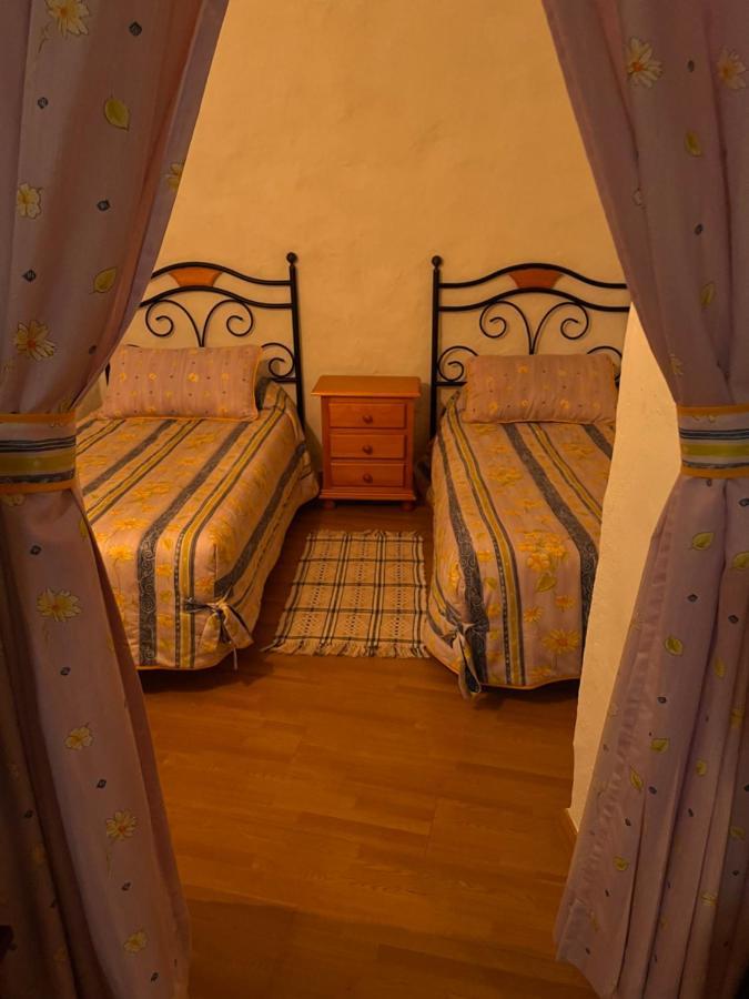 Cueva El Retamal Holiday home Juncalillo