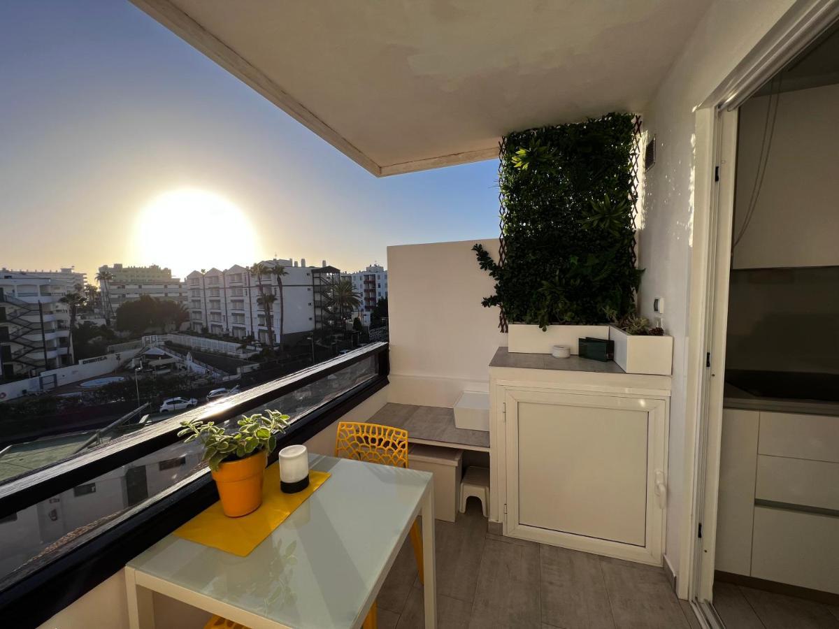Estudio Mondrian Playa del Ingles (Gran Canaria)