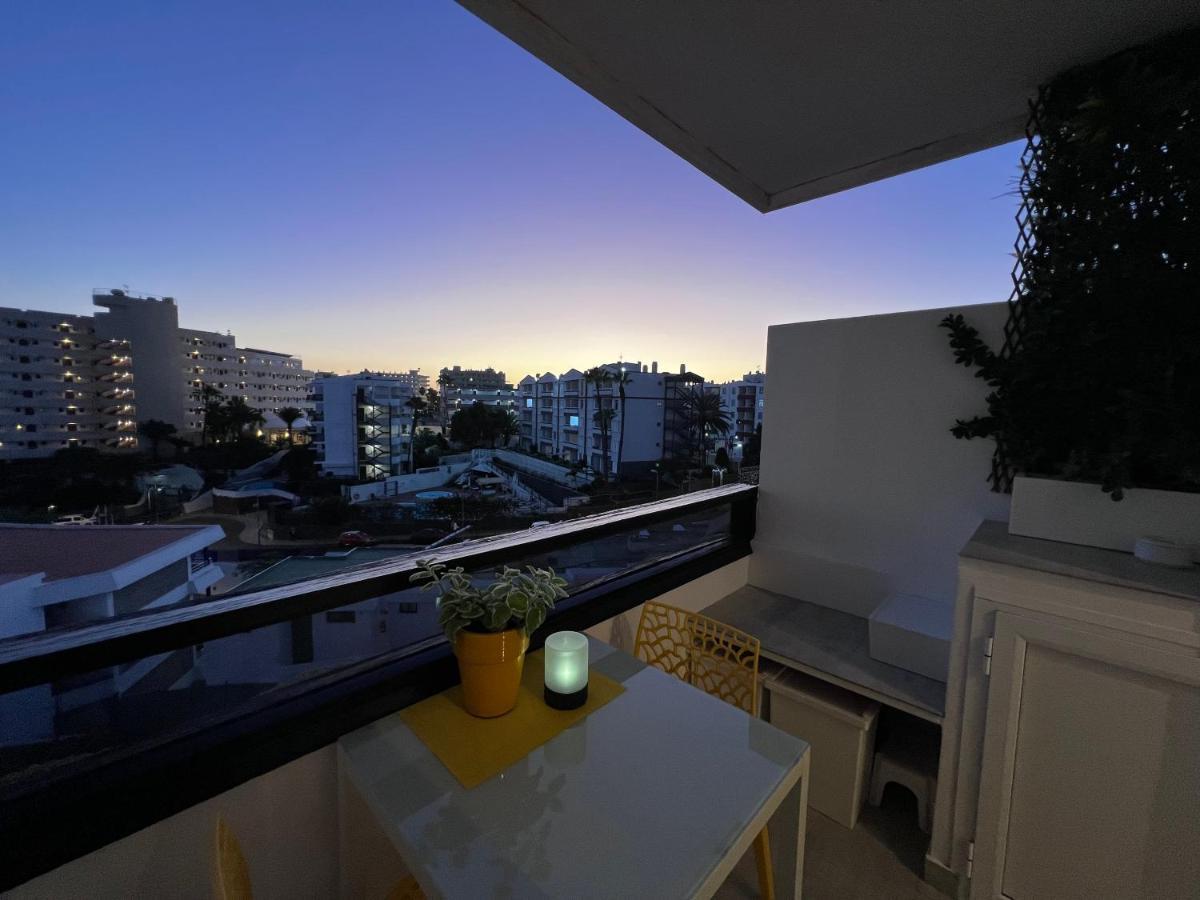Aparthotel Estudio Mondrian *