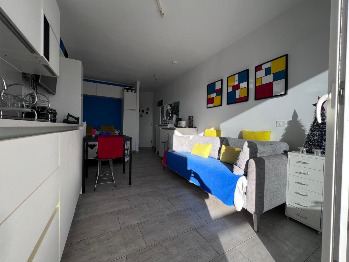 Estudio Mondrian Aparthotel Playa del Ingles (Gran Canaria)