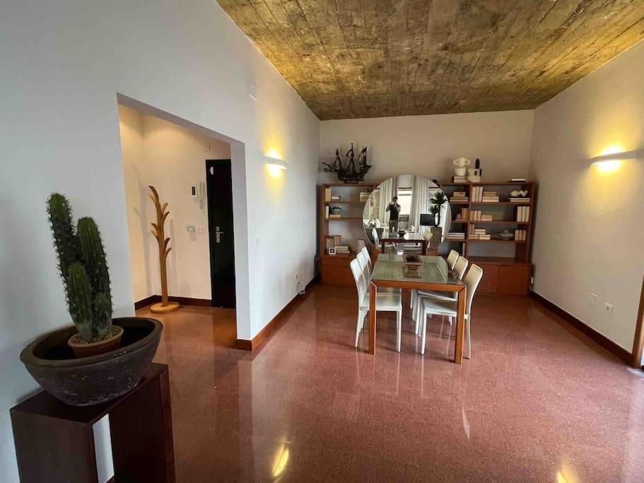 Luxury Beachfront Las Canteras Apartamento