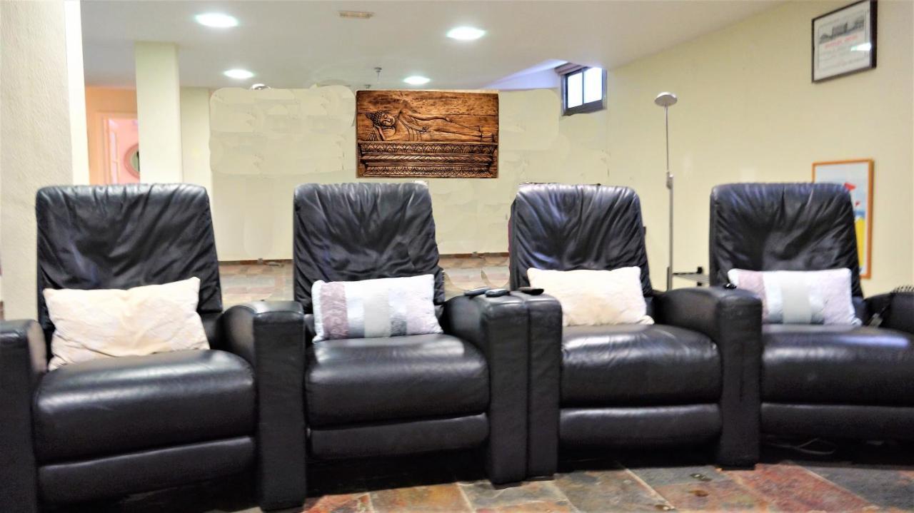 De Luxe 5***** Golf - Piscine Chauffee - Cinema - Billard * Mogan