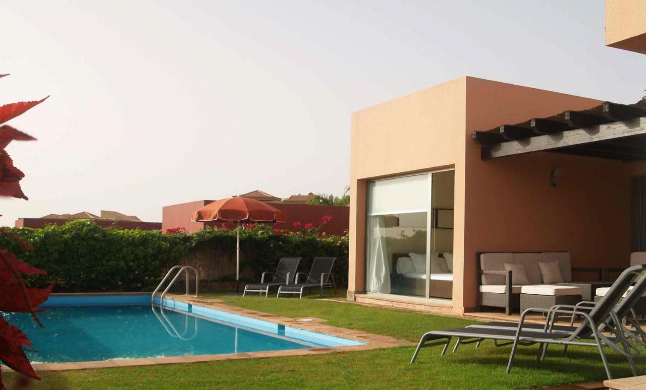 Par 4 13 Villa *