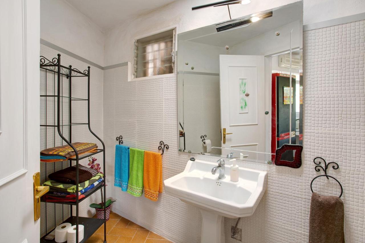 Villa Fani 4 *