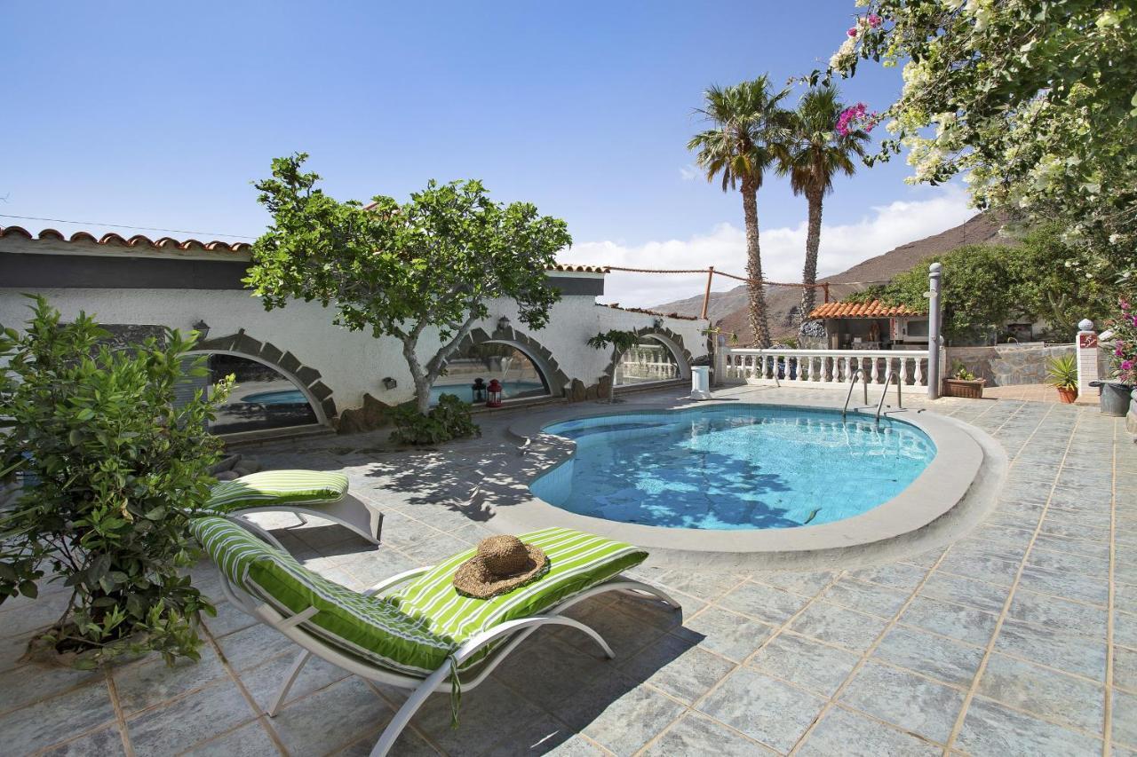 Villa Fani 4 *