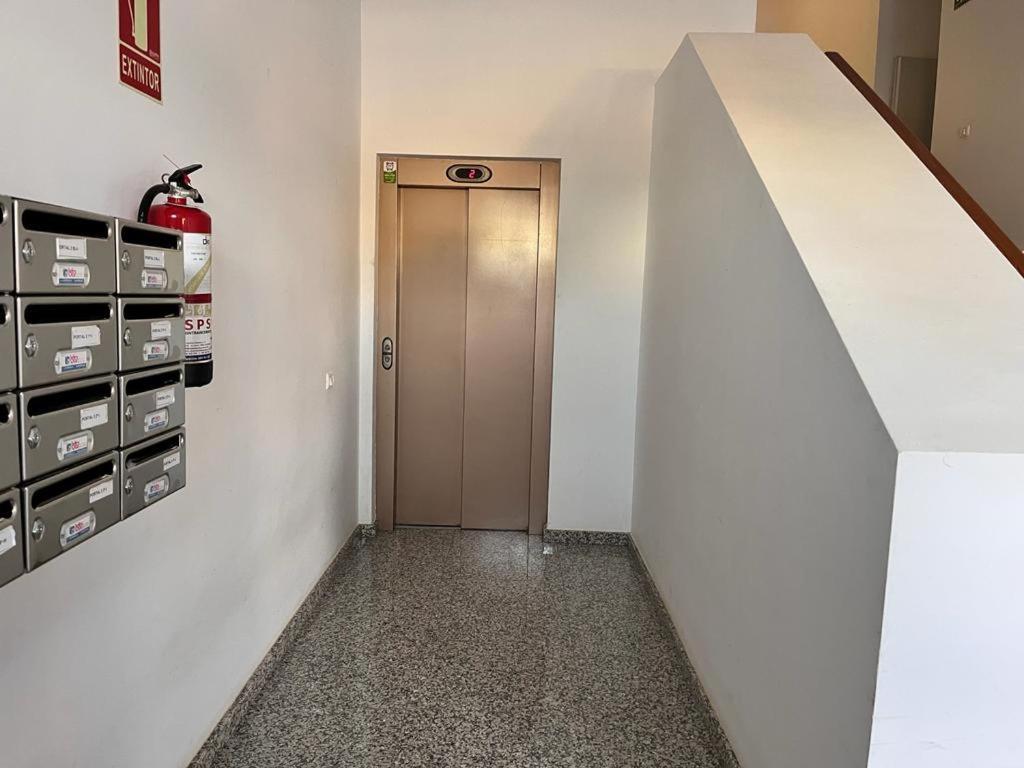 Melo Vecindario-near Airport-elevator-garage Apartamento *