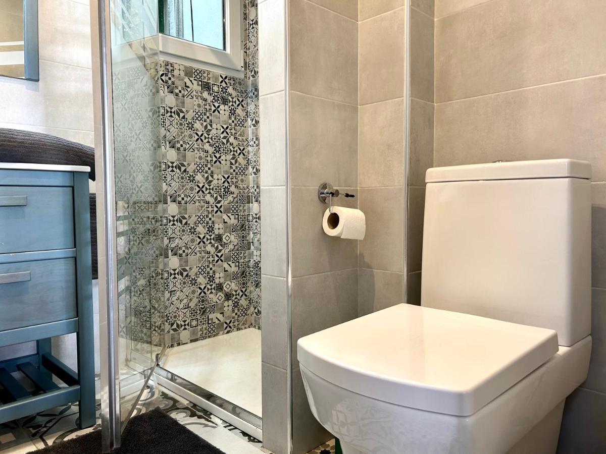 5 Minuti Dalla Moderno Loft Con Terrazzo Apartment