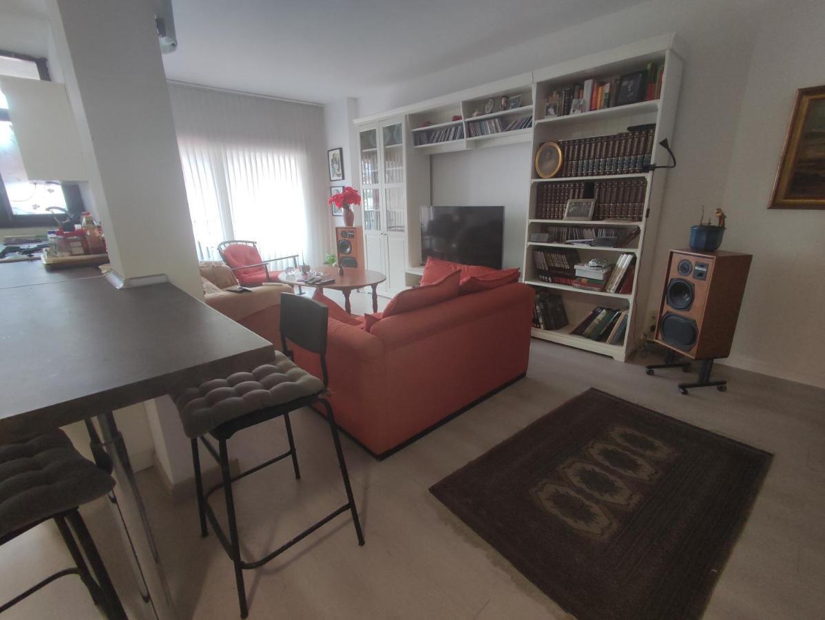 Nice Room-terrace- Private Toilete-closer Sport Pier-optical Fiber 1 Gb Affittacamere