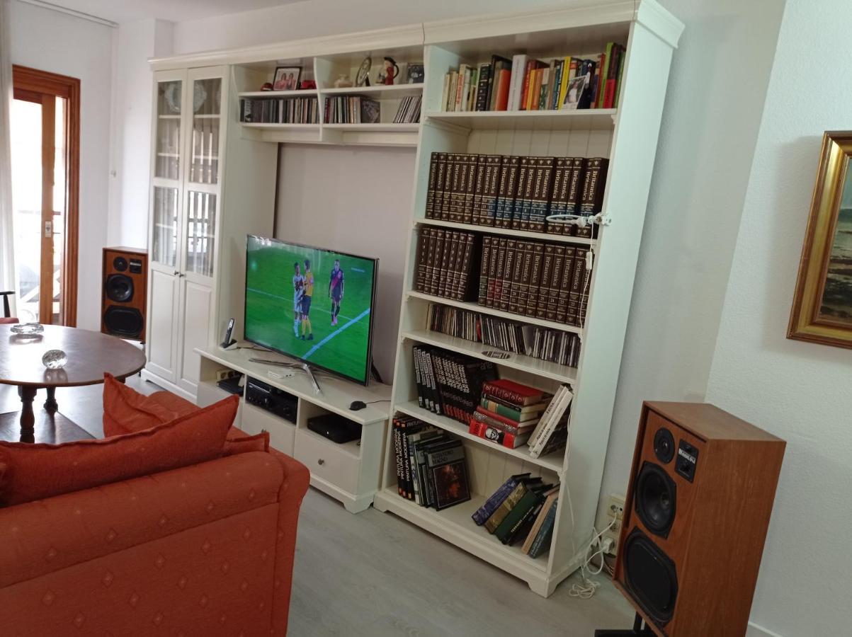 Affittacamere Nice Room-terrace- Private Toilete-closer Sport Pier-optical Fiber 1 Gb Las Palmas de Gran Canaria