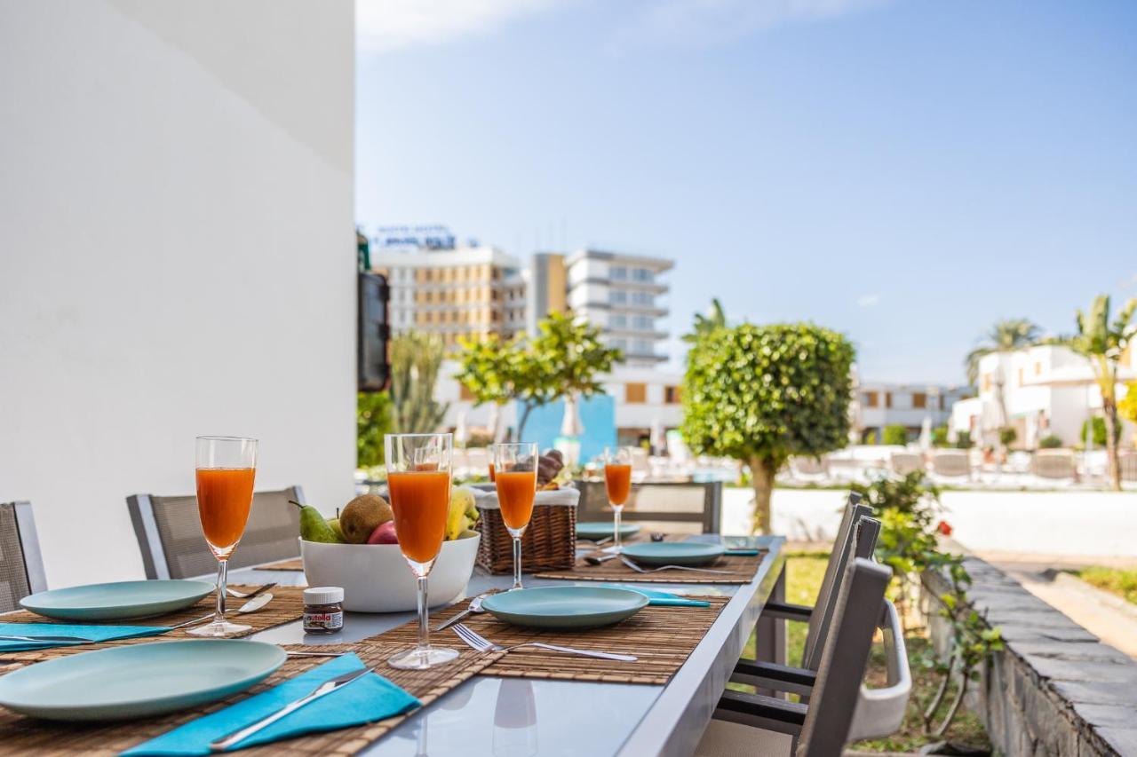 The Sea Breeze Pool Free Parking Next To Sea San Bartolome de Tirajana (Gran Canaria)