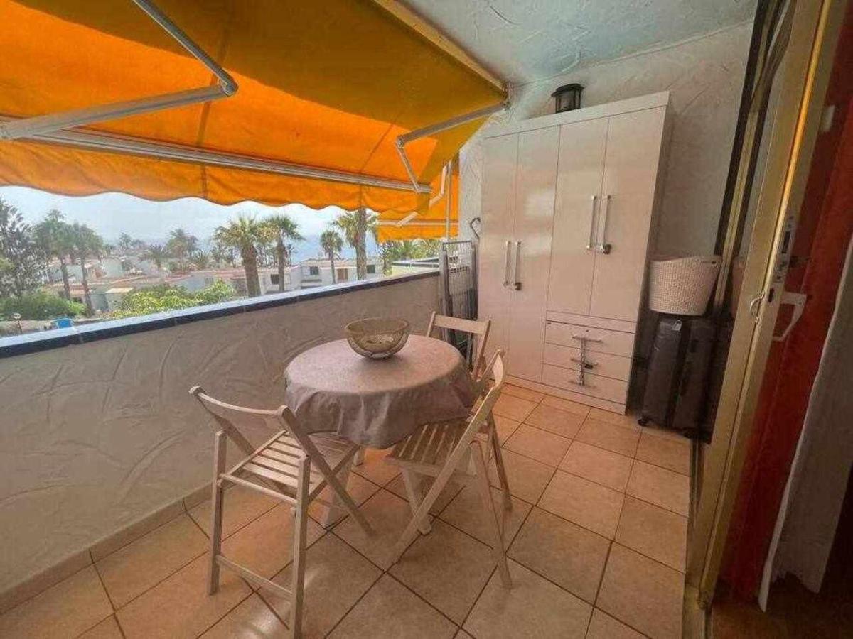 Con Piscina Climatizada Y Vista Al Mar Appartamento