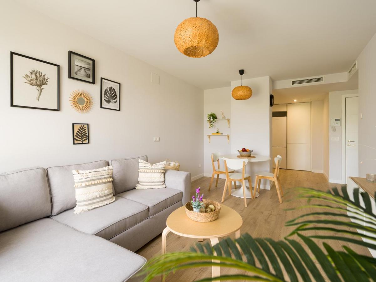 Sofia Navarro Bello, 1 - P2 3e Apartment *