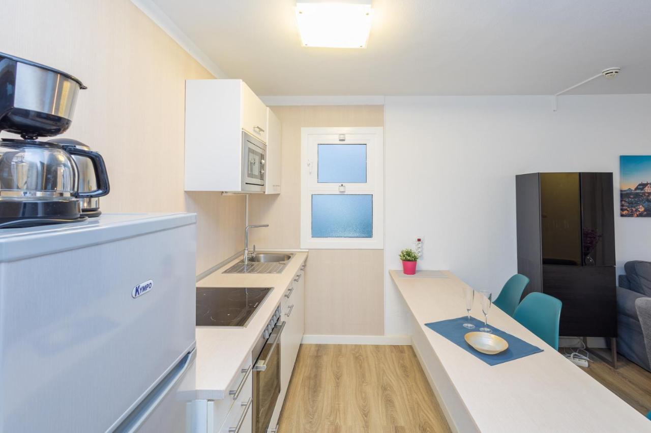 2br Private Terrace House - Solarium & Pool