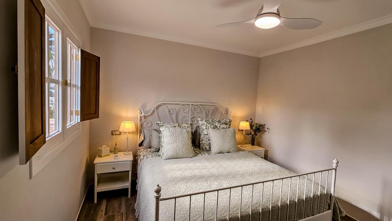 Angeles Holiday home *